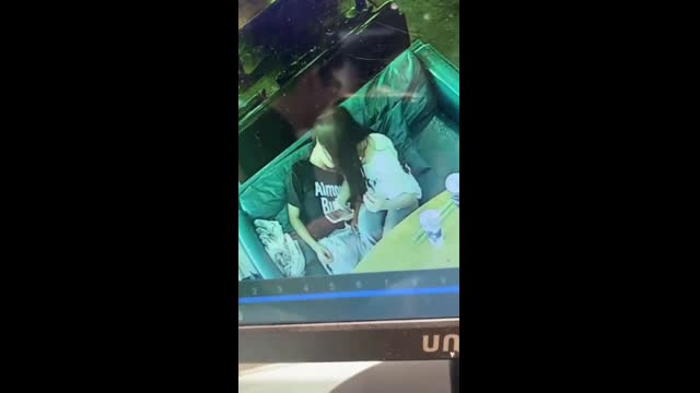 廣西玉林學校高冷女神在仙尼奶茶店為陌生人口交