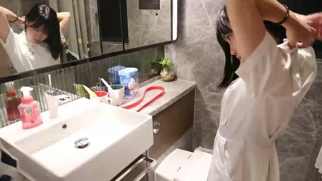 清純藝校學生模特旅館大尺私拍