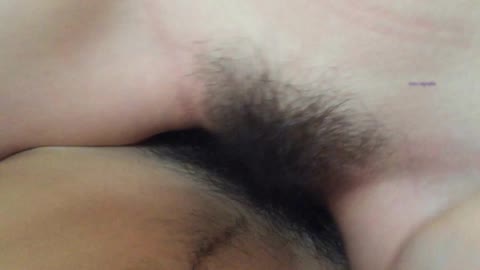 快點操我逼,但不要射裡面!