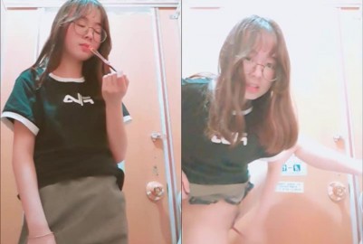 小美女自慰1