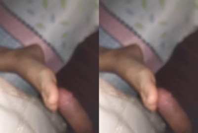 姐姐睡覺偷偷艸她腳