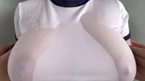 溼透的體育服